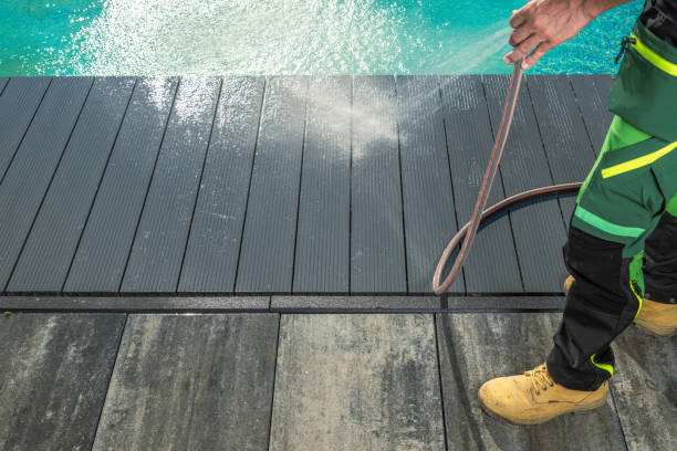 Fence Pressure Washing in Village Green, NY